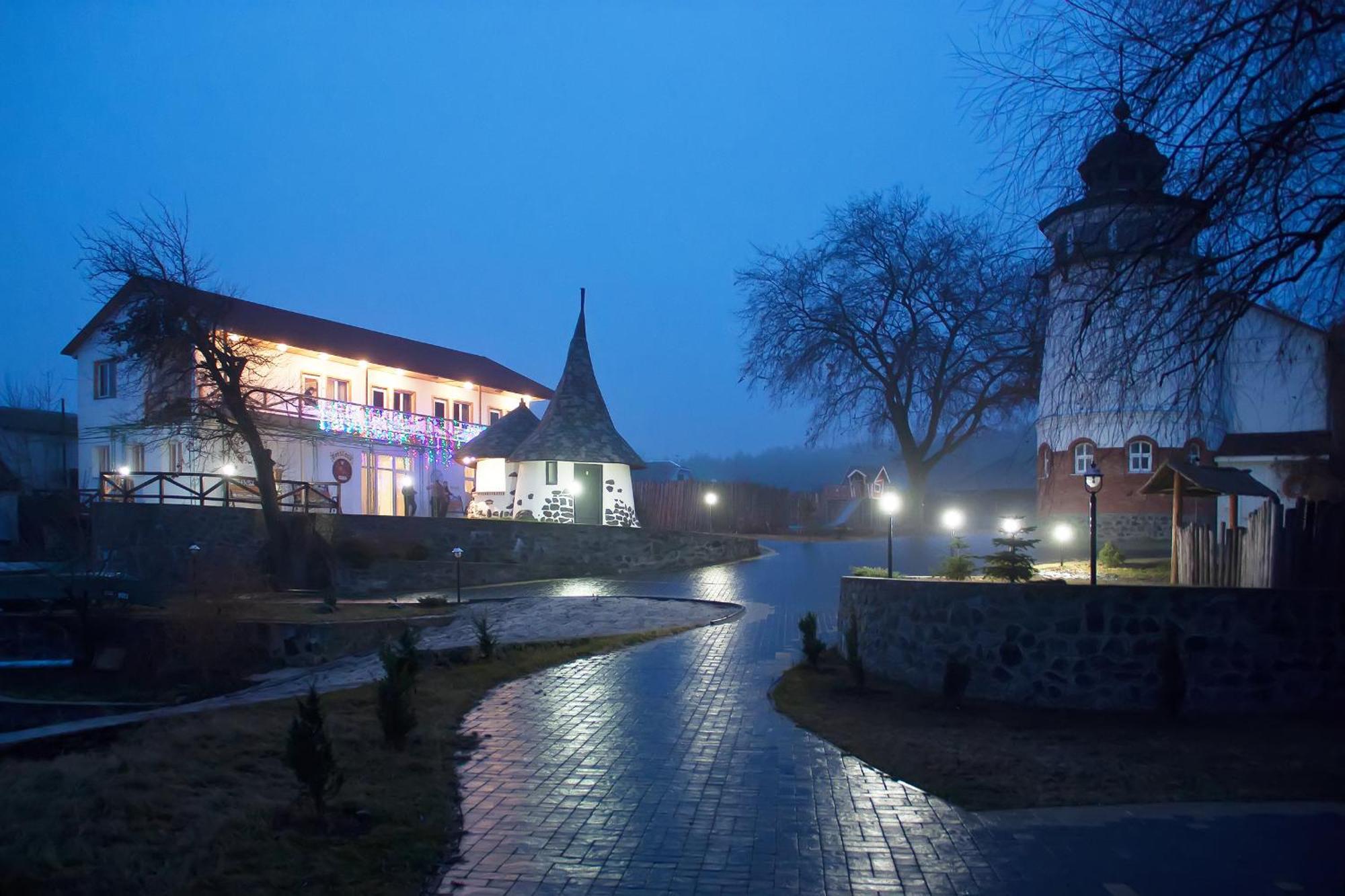 Mayak Resort Kam'yani Potoky 외부 사진